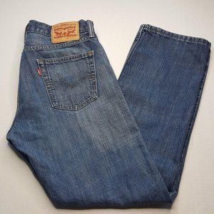 *SOLD* Levi’s 514 Straight Fit Men’s Jeans
